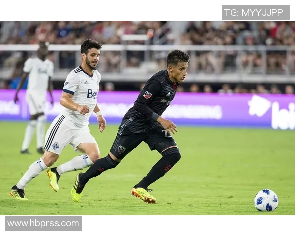 华盛顿连队迎战温哥华白帽队展开激烈较量争夺联赛积分和荣耀 华盛顿连队迎战温哥华白帽队展开激烈较量争夺联赛积分和荣耀